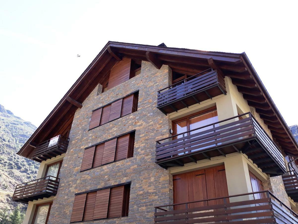 Duplex Familiar En Esterri D'Aneu Luaran gambar