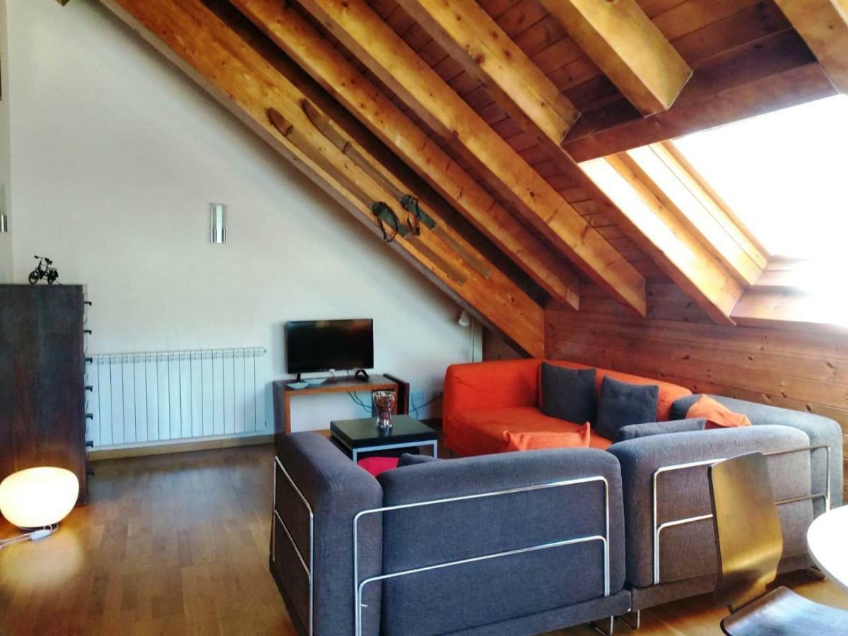 Duplex Familiar En Esterri D'Aneu Luaran gambar